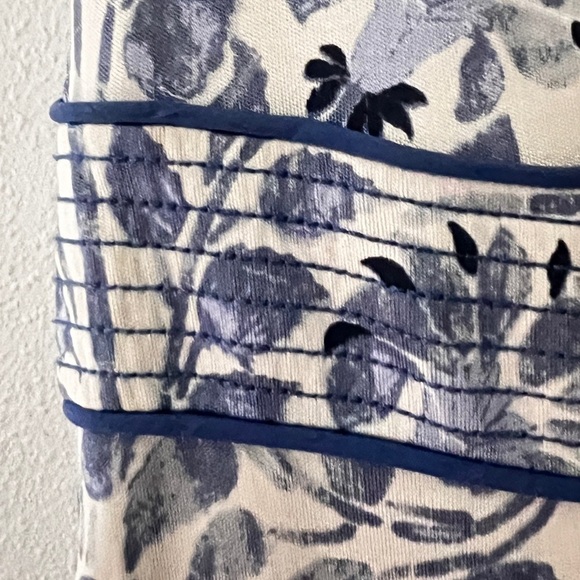 Tory Burch 100% silk blue & white floral dress size XS - Picture 3 of 12